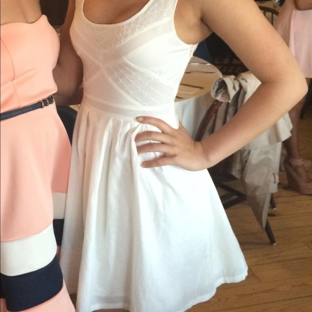 American Eagle Ivory Sleeveless Aline Eyelet Dress